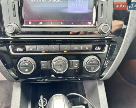 Сірий Фольксваген Джетта, об'ємом двигуна 1.39 л та пробігом 144 тис. км за 11999 $, фото 14 на Automoto.ua