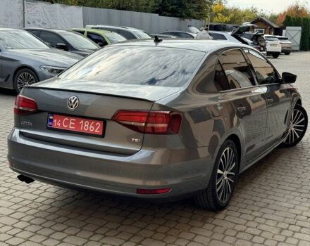 Сірий Фольксваген Джетта, об'ємом двигуна 0 л та пробігом 180 тис. км за 9750 $, фото 1 на Automoto.ua