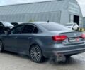 Серый Фольксваген Джетта, объемом двигателя 1.8 л и пробегом 250 тыс. км за 8990 $, фото 6 на Automoto.ua