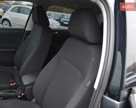 Серый Фольксваген Джетта, объемом двигателя 1.4 л и пробегом 110 тыс. км за 12800 $, фото 7 на Automoto.ua