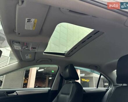 Сірий Фольксваген Джетта, об'ємом двигуна 1.4 л та пробігом 194 тис. км за 10990 $, фото 22 на Automoto.ua