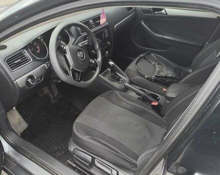 Серый Фольксваген Джетта, объемом двигателя 1.4 л и пробегом 149 тыс. км за 10900 $, фото 13 на Automoto.ua