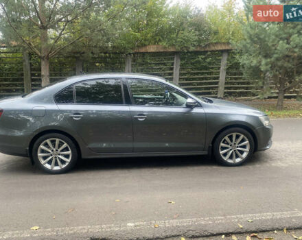 Серый Фольксваген Джетта, объемом двигателя 1.6 л и пробегом 186 тыс. км за 12600 $, фото 1 на Automoto.ua