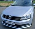 Сірий Фольксваген Джетта, об'ємом двигуна 1.6 л та пробігом 195 тис. км за 12000 $, фото 1 на Automoto.ua