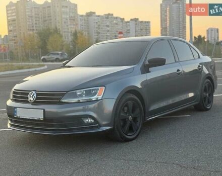 Сірий Фольксваген Джетта, об'ємом двигуна 1.8 л та пробігом 270 тис. км за 11000 $, фото 1 на Automoto.ua