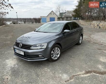 Серый Фольксваген Джетта, объемом двигателя 1.6 л и пробегом 130 тыс. км за 12500 $, фото 1 на Automoto.ua