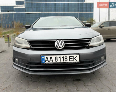 Серый Фольксваген Джетта, объемом двигателя 1.8 л и пробегом 237 тыс. км за 10300 $, фото 7 на Automoto.ua