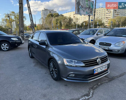 Фольксваген Джетта 2016 в Запорожье на Automoto.ua Серый Фольксваген Джетта, объемом двигателя 1.8 л и пробегом 210 тыс. км за 9999 $, фото 2 на Automoto.ua