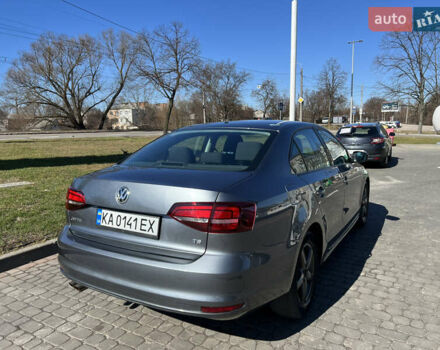 Сірий Фольксваген Джетта, об'ємом двигуна 1.39 л та пробігом 261 тис. км за 10500 $, фото 9 на Automoto.ua