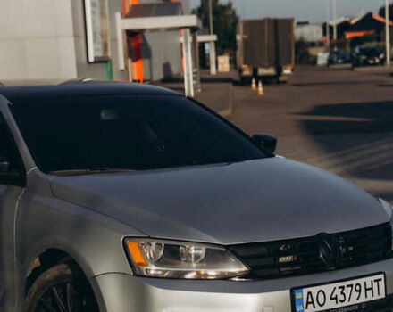 Серый Фольксваген Джетта, объемом двигателя 1.4 л и пробегом 98 тыс. км за 10500 $, фото 3 на Automoto.ua