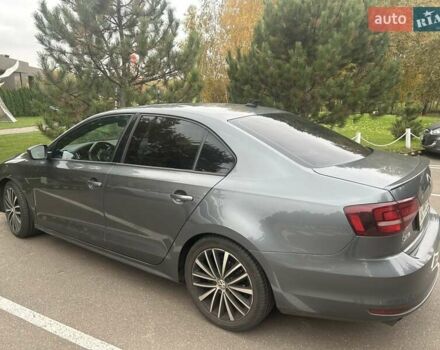 Фольксваген Джетта 2016 в Киеве на Automoto.ua Серый Фольксваген Джетта, объемом двигателя 1.8 л и пробегом 190 тыс. км за 9000 $, фото 2 на Automoto.ua