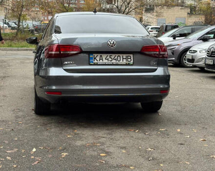 Серый Фольксваген Джетта, объемом двигателя 1.6 л и пробегом 213 тыс. км за 9700 $, фото 3 на Automoto.ua