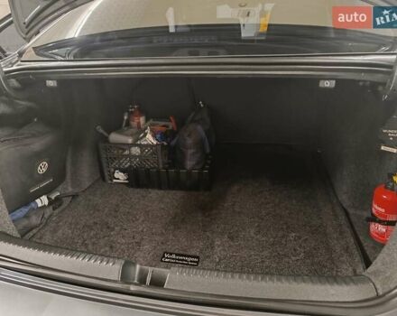 Серый Фольксваген Джетта, объемом двигателя 1.39 л и пробегом 165 тыс. км за 11200 $, фото 18 на Automoto.ua