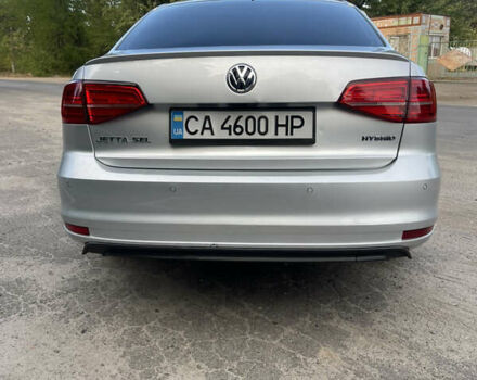 Серый Фольксваген Джетта, объемом двигателя 1.39 л и пробегом 130 тыс. км за 12500 $, фото 5 на Automoto.ua