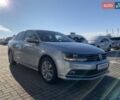 Сірий Фольксваген Джетта, об'ємом двигуна 1.6 л та пробігом 144 тис. км за 13000 $, фото 7 на Automoto.ua