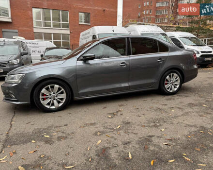 Серый Фольксваген Джетта, объемом двигателя 1.6 л и пробегом 213 тыс. км за 9700 $, фото 2 на Automoto.ua