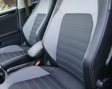 Сірий Фольксваген Джетта, об'ємом двигуна 1.6 л та пробігом 195 тис. км за 12000 $, фото 17 на Automoto.ua