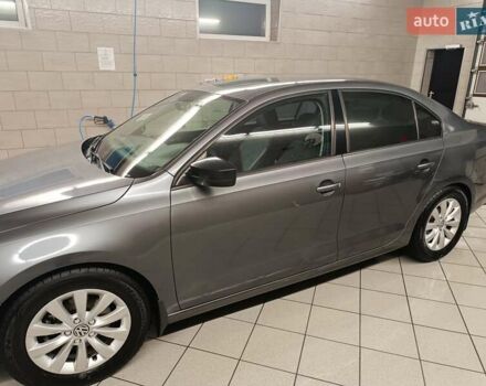 Серый Фольксваген Джетта, объемом двигателя 1.39 л и пробегом 165 тыс. км за 11200 $, фото 12 на Automoto.ua