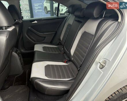 Серый Фольксваген Джетта, объемом двигателя 1.6 л и пробегом 190 тыс. км за 12500 $, фото 19 на Automoto.ua