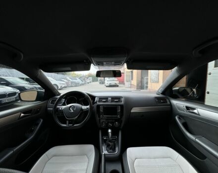 Сірий Фольксваген Джетта, об'ємом двигуна 0 л та пробігом 180 тис. км за 9750 $, фото 16 на Automoto.ua