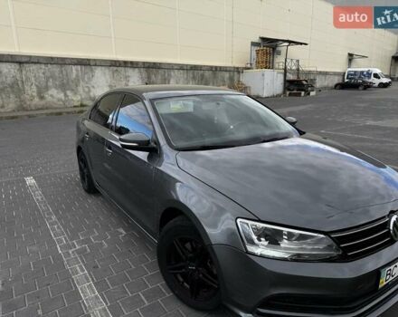 Фольксваген Джетта 2016 в Львове на Automoto.ua Серый Фольксваген Джетта, объемом двигателя 1.39 л и пробегом 180 тыс. км за 10300 $, фото 1 на Automoto.ua