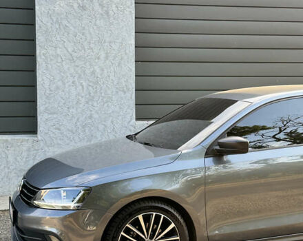 Серый Фольксваген Джетта, объемом двигателя 1.8 л и пробегом 57 тыс. км за 16800 $, фото 21 на Automoto.ua