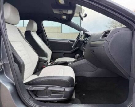 Сірий Фольксваген Джетта, об'ємом двигуна 1.8 л та пробігом 119 тис. км за 2500 $, фото 13 на Automoto.ua