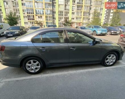 Серый Фольксваген Джетта, объемом двигателя 1.4 л и пробегом 172 тыс. км за 9490 $, фото 2 на Automoto.ua