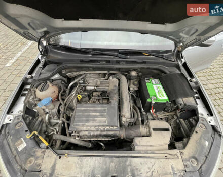 Серый Фольксваген Джетта, объемом двигателя 1.4 л и пробегом 166 тыс. км за 9500 $, фото 10 на Automoto.ua