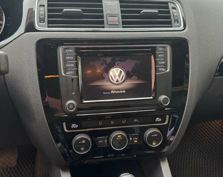 Серый Фольксваген Джетта, объемом двигателя 1.6 л и пробегом 213 тыс. км за 9700 $, фото 12 на Automoto.ua