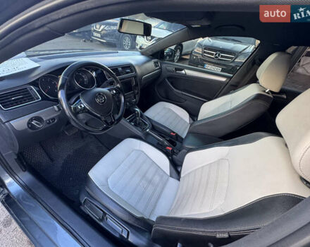 Фольксваген Джетта 2016 в Запорожье на Automoto.ua Серый Фольксваген Джетта, объемом двигателя 1.8 л и пробегом 210 тыс. км за 9999 $, фото 23 на Automoto.ua