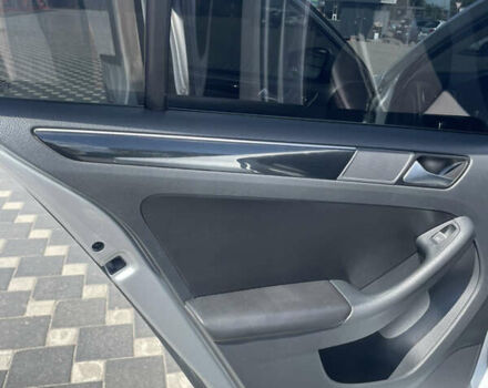 Серый Фольксваген Джетта, объемом двигателя 1.6 л и пробегом 188 тыс. км за 11500 $, фото 11 на Automoto.ua