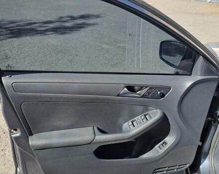 Серый Фольксваген Джетта, объемом двигателя 1.4 л и пробегом 178 тыс. км за 9400 $, фото 14 на Automoto.ua