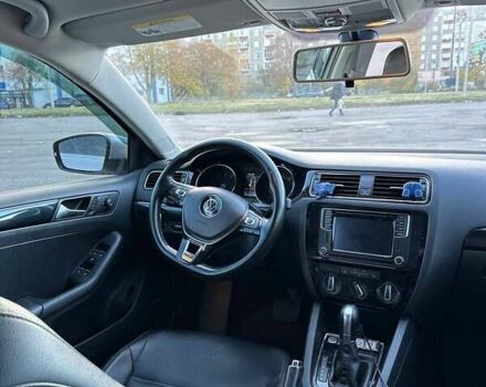 Серый Фольксваген Джетта, объемом двигателя 1.78 л и пробегом 230 тыс. км за 10000 $, фото 11 на Automoto.ua