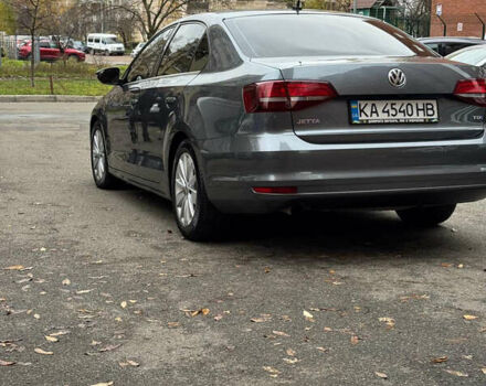 Серый Фольксваген Джетта, объемом двигателя 1.6 л и пробегом 213 тыс. км за 9700 $, фото 4 на Automoto.ua