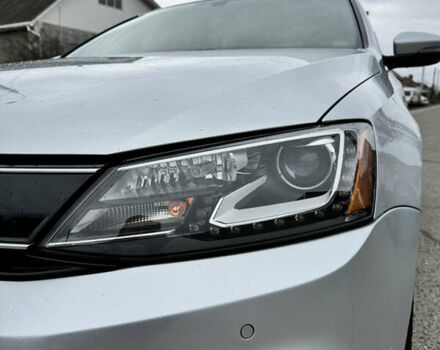 Сірий Фольксваген Джетта, об'ємом двигуна 1.39 л та пробігом 144 тис. км за 11999 $, фото 15 на Automoto.ua