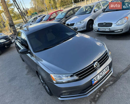 Фольксваген Джетта 2016 в Запорожье на Automoto.ua Серый Фольксваген Джетта, объемом двигателя 1.8 л и пробегом 210 тыс. км за 9999 $, фото 6 на Automoto.ua