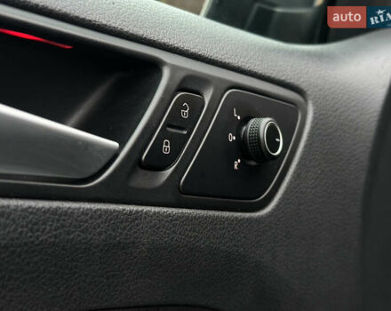 Серый Фольксваген Джетта, объемом двигателя 2 л и пробегом 105 тыс. км за 13800 $, фото 31 на Automoto.ua