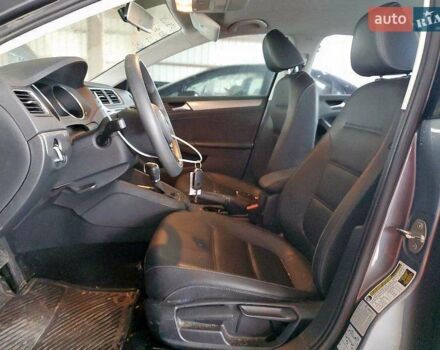 Серый Фольксваген Джетта, объемом двигателя 1.4 л и пробегом 109 тыс. км за 8300 $, фото 3 на Automoto.ua