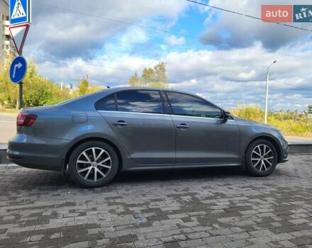 Серый Фольксваген Джетта, объемом двигателя 1.4 л и пробегом 119 тыс. км за 12700 $, фото 17 на Automoto.ua