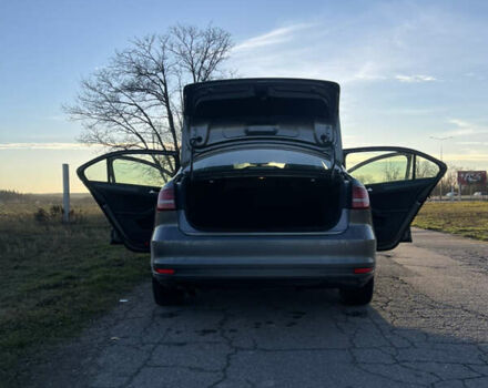 Серый Фольксваген Джетта, объемом двигателя 1.8 л и пробегом 126 тыс. км за 11999 $, фото 1 на Automoto.ua