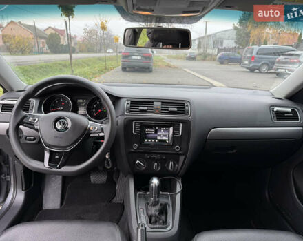 Сірий Фольксваген Джетта, об'ємом двигуна 1.39 л та пробігом 102 тис. км за 12200 $, фото 8 на Automoto.ua