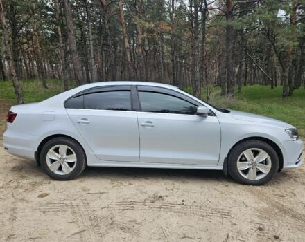 Серый Фольксваген Джетта, объемом двигателя 1.4 л и пробегом 38 тыс. км за 10200 $, фото 2 на Automoto.ua