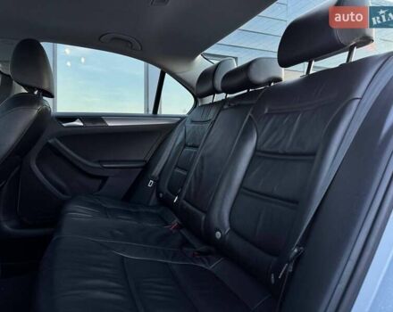 Сірий Фольксваген Джетта, об'ємом двигуна 0 л та пробігом 188 тис. км за 13400 $, фото 47 на Automoto.ua