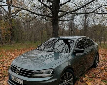 Фольксваген Джетта 2017 в Кременчуге на Automoto.ua Серый Фольксваген Джетта, объемом двигателя 1.4 л и пробегом 92 тыс. км за 13100 $, фото 1 на Automoto.ua