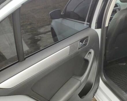 Серый Фольксваген Джетта, объемом двигателя 1.4 л и пробегом 61 тыс. км за 14200 $, фото 9 на Automoto.ua