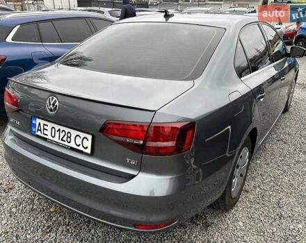 Фольксваген Джетта 2017 в Львове на Automoto.ua Серый Фольксваген Джетта, объемом двигателя 1.4 л и пробегом 64 тыс. км за 12300 $, фото 2 на Automoto.ua