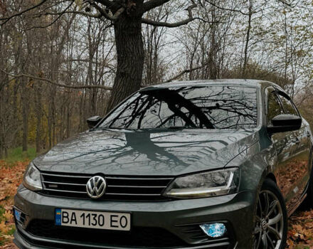 Фольксваген Джетта 2017 в Кременчуге на Automoto.ua Серый Фольксваген Джетта, объемом двигателя 1.4 л и пробегом 92 тыс. км за 13100 $, фото 20 на Automoto.ua