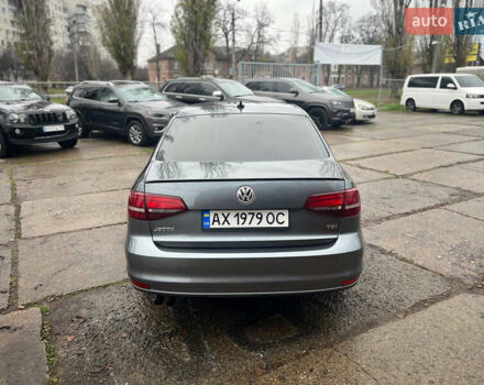 Серый Фольксваген Джетта, объемом двигателя 1.8 л и пробегом 126 тыс. км за 10900 $, фото 4 на Automoto.ua