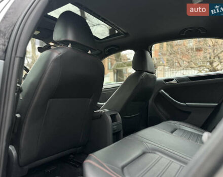 Серый Фольксваген Джетта, объемом двигателя 2 л и пробегом 105 тыс. км за 13800 $, фото 37 на Automoto.ua